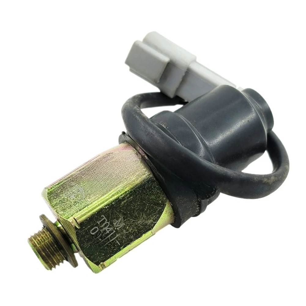 

Excavator accessories suitable for Yuchai excavator YC60 80 135 distributor valve pressure switch oil sensor