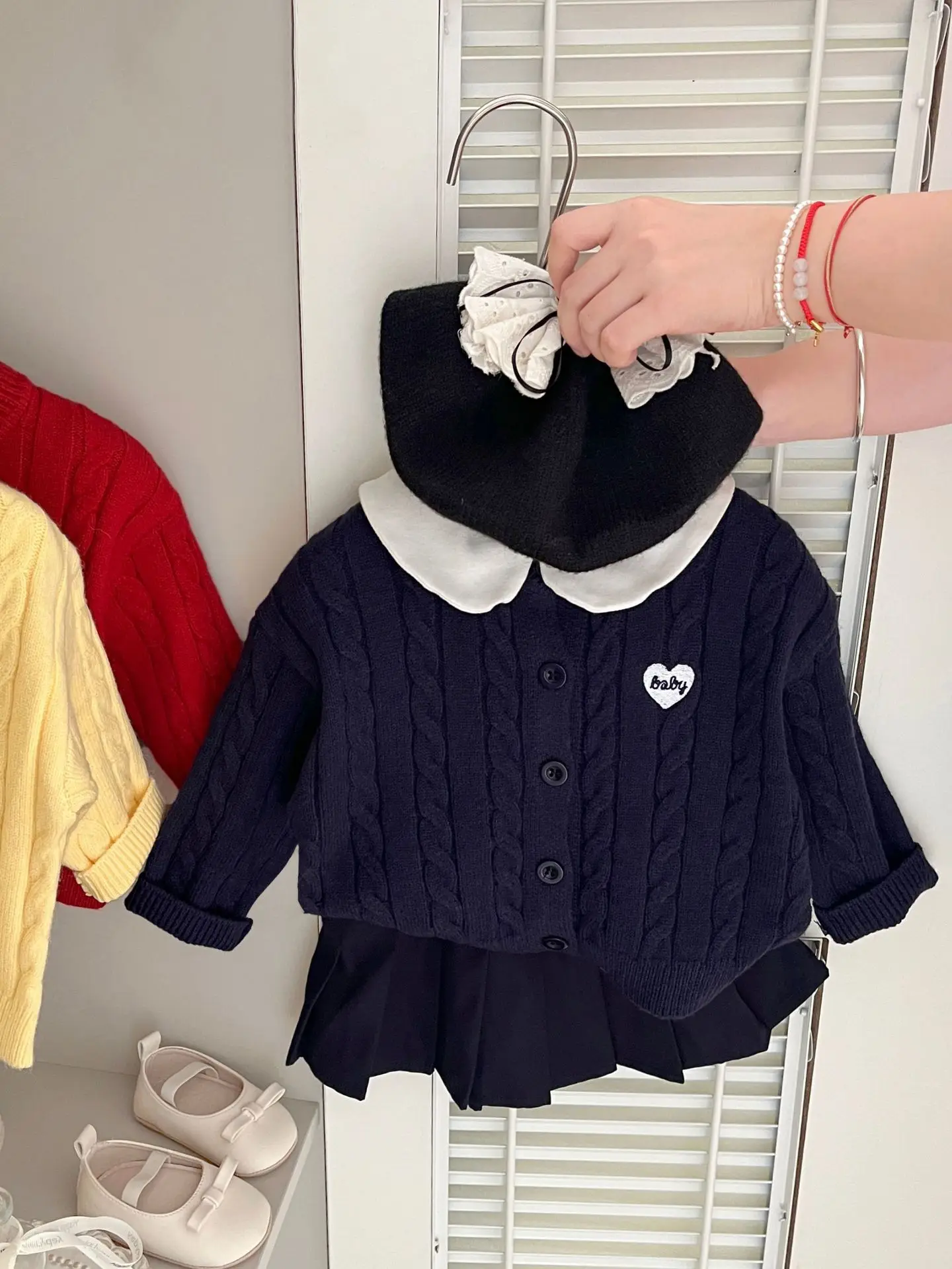 2026 New Arrival  Autumn Baby Girls Cable Knit Cardigan Sweater for Toddler Kids Fashionable Stylish Warm Outerwear Coat 73-110