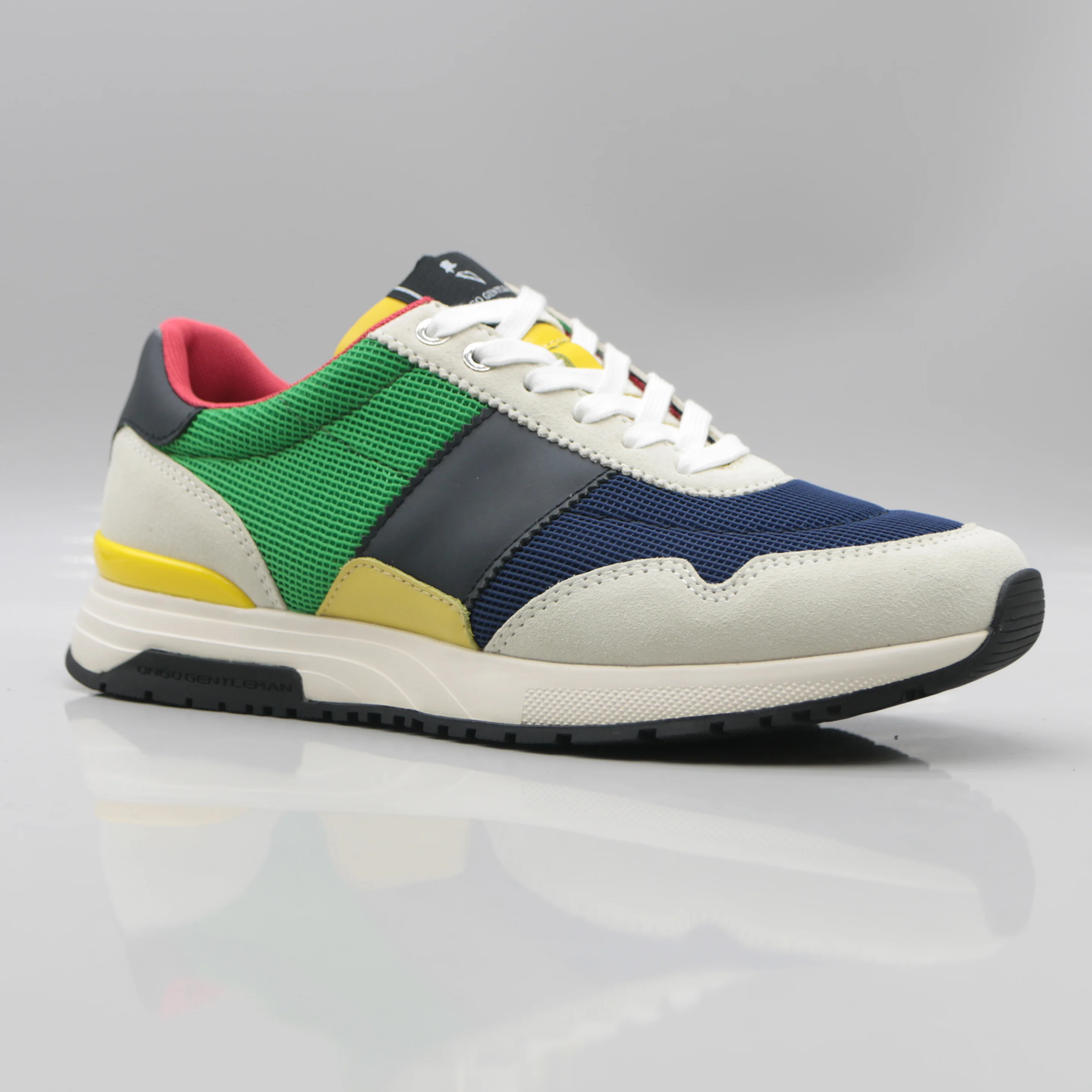 

Comfortable Genuine Leather Men's Sneakers Trendy Casual Sports oes Thi Bot Breathable Me Inner Youthful Sle