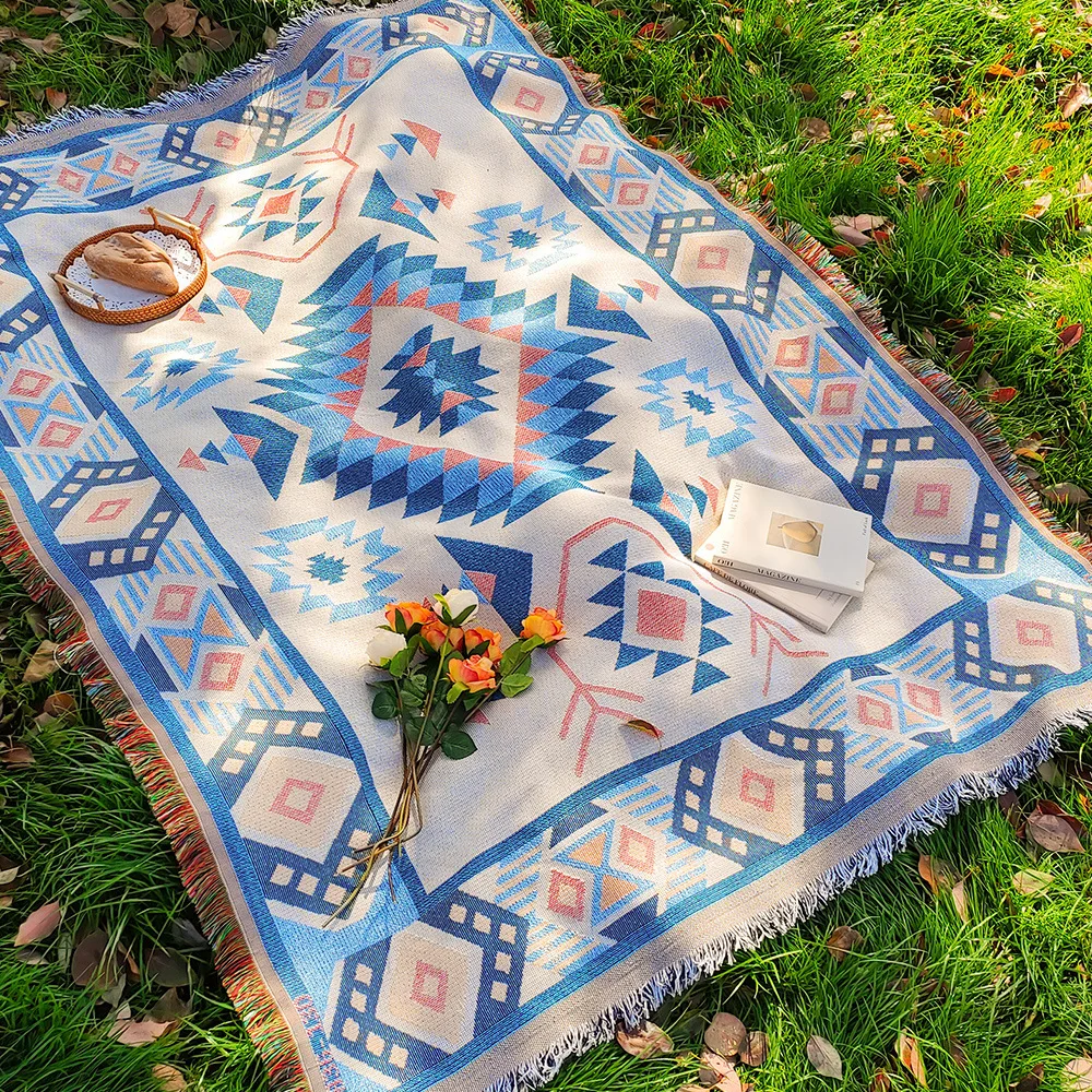 Vintage Ethnic Ornament Pattern Foldable Outdoor Picnic Blanket Portable Lightweight Multi Purpose Floor Mat Suitable for Beach