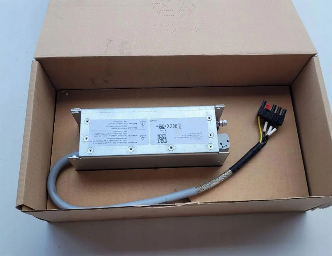 

Совершенно новый 6SL3203-0BE17-7BA0 6SL3 203-0BE17-7BA0 Гарантия один год