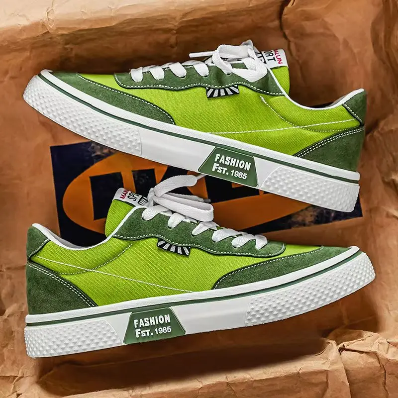 Men's casual shoes, oversized men's shoes, good grip, fashionable and casual, suitable for outdoor walks, daily wear