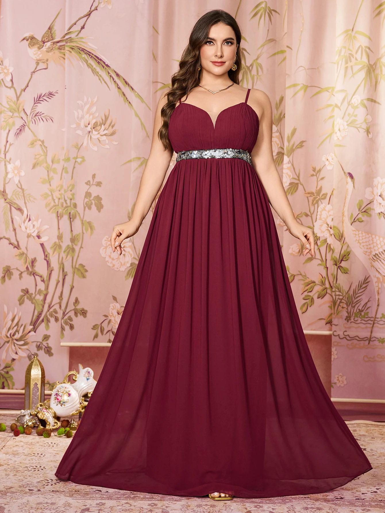 

UNITHORSE Плиссированное платье без рукавов с поясом и расшитыми пайетками больших размеров с вышитыми цветами для женщин Вечернее платье