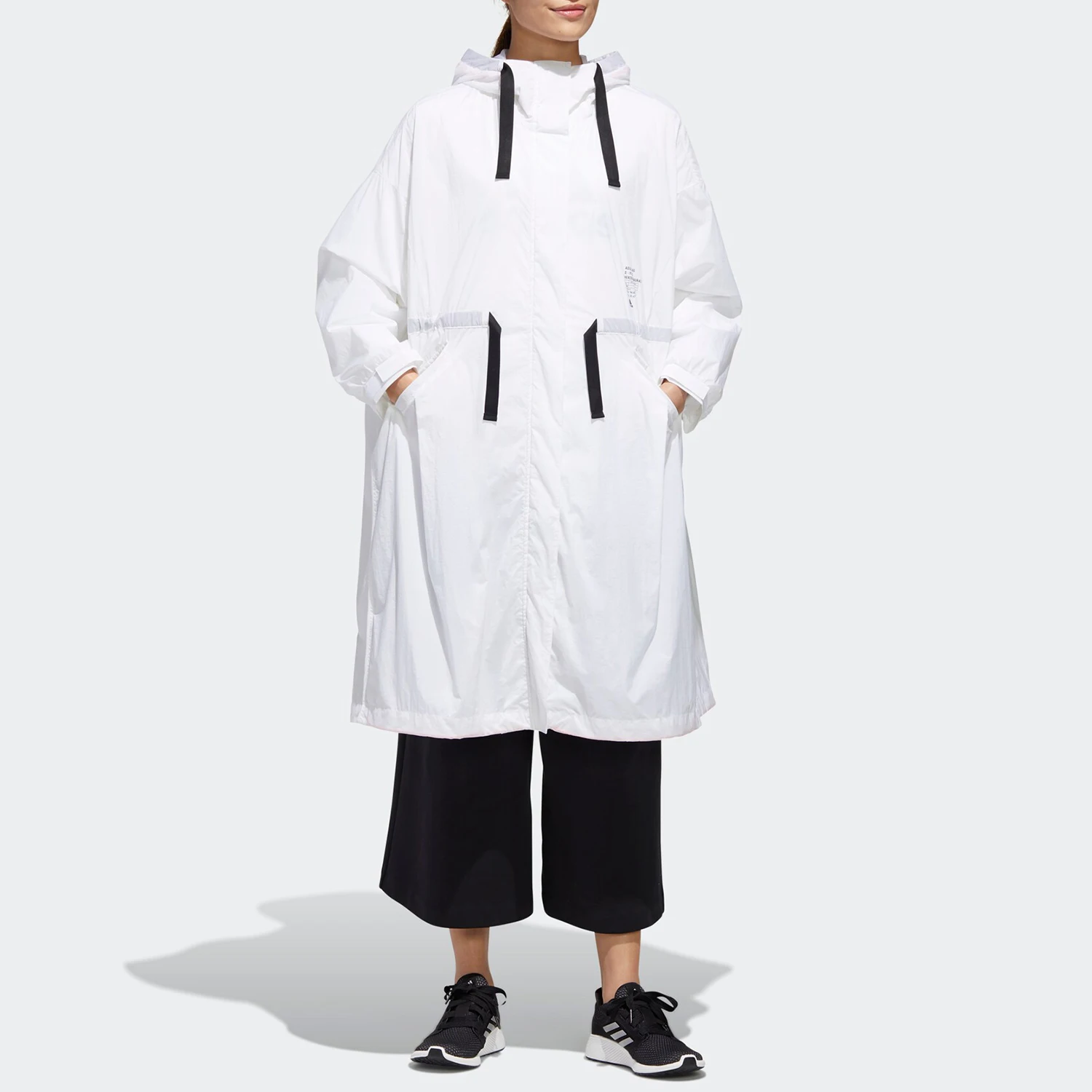 

Официальная женская спортивная повседневная легкая куртка Adidas нового сезона GF0119