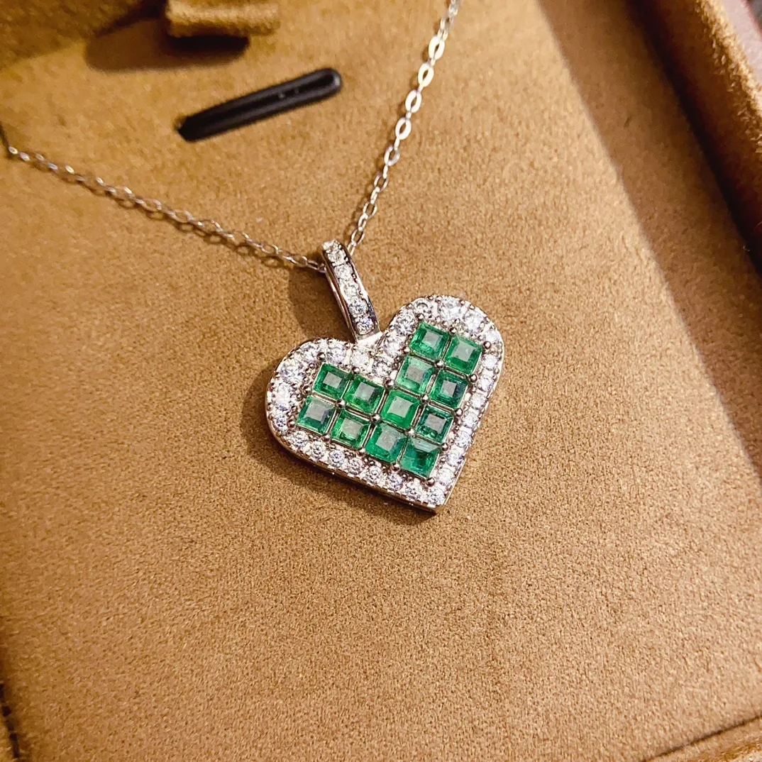 

2.5*2.5mm Natural Emerald Pendant Necklace, S925 Sterling Silver Fine Jewelry, Elegant Green Gemstone Gift for Women