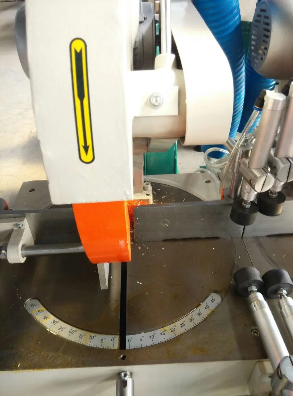 الألومنيوم الشخصي نافذة الباب صنع 45 90 درجة منشار قطع الألومنيوم مزدوج الرأس