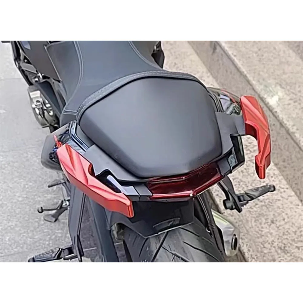 Motorcycle Tail Armrest CNC Rear Passenger Handle Grab Bar Rail Handrail for QJ Motor QJMOTO SRK600 600SRK SRK 600