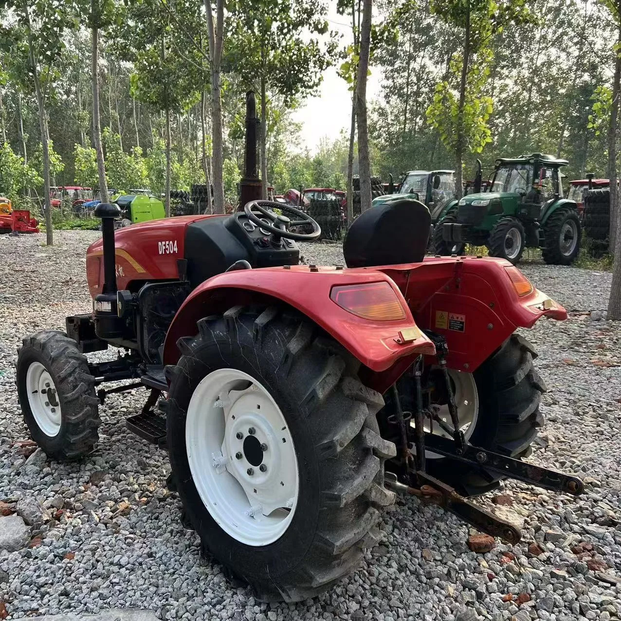 Cheap Price  Agricultural Tractor 50HP Tractor Dongfeng Df504 Farm Tractor for Sale