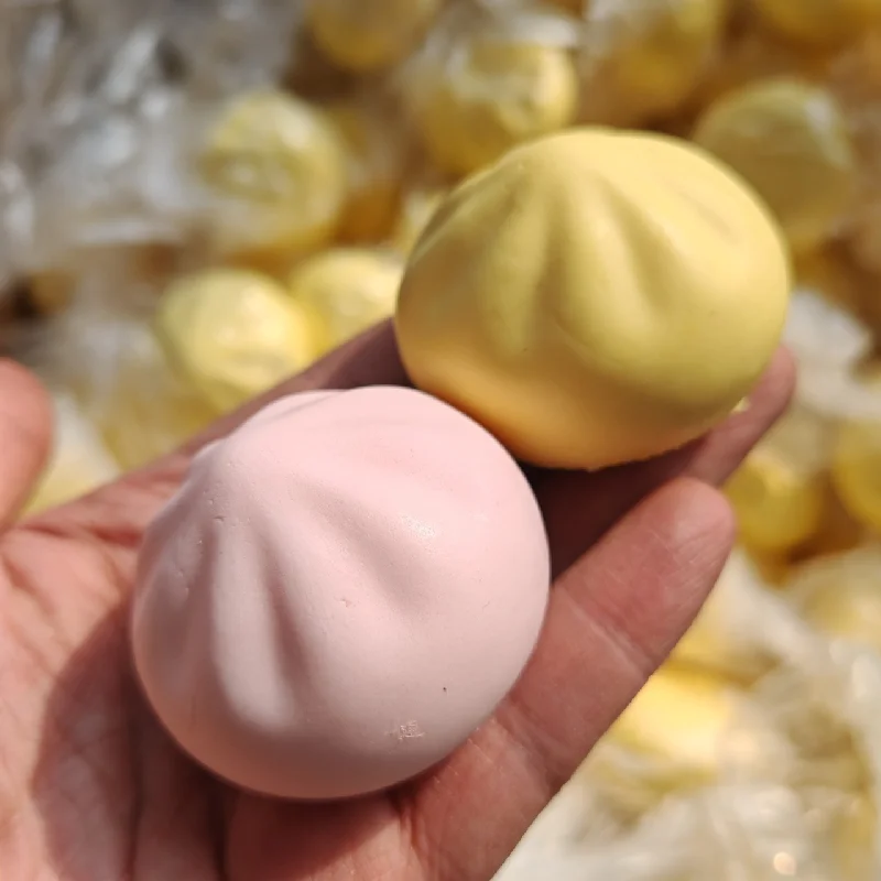 

Новая игрушка-антистресс Taba Squshy Kawaii: маленький хлебок-сквиш с медленным восстановлением формы, для снятия стресса, для девочек, подарок на день рождения/праздник, для развития сенсорных ощущений