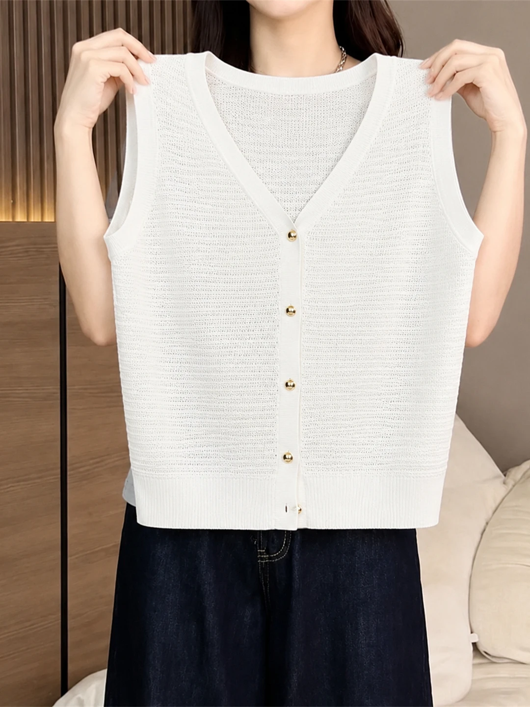 

Soft Wind V-Neck Lazy Slimming Loose Sleeveless Vest Single Button Casual Simple Top Korean Style Summer Outerwear