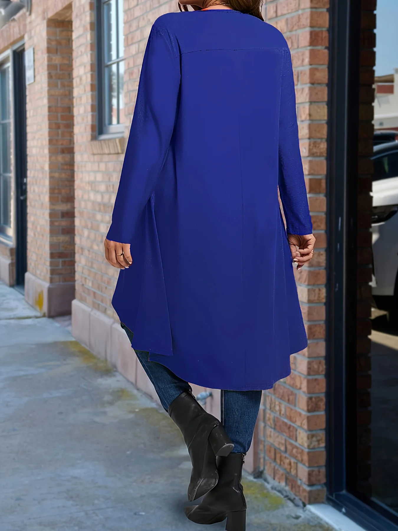 Plus Size Damen-T-Shirt mit elegantem asymmetrischem Saum und langen Ärmeln, Rundhalsausschnitt, lässiges Oberteil, einfarbig, Ganzjahres-Kleidungspullover – Detail 18