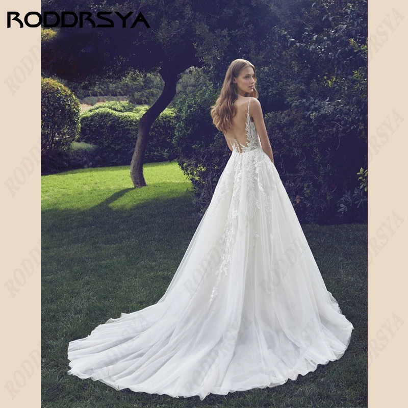 RODDRSYA Vestidos De Casamento A Linha V-Neck Lace Applique Vestido De Noiva Ilusão Tulle Voltar Noiva Festa Botão Spaghetti Straps Vestidos De Casamento A Linha V-Neck Lace Applique Vestido De Noiva Ilusão Tulle Volta