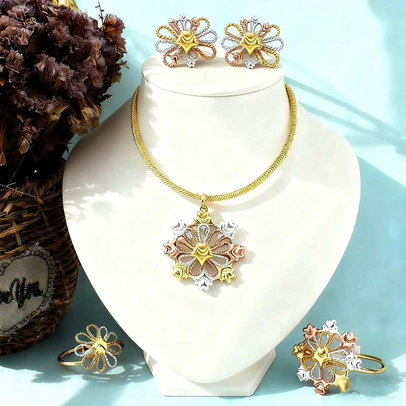 

Niche Light Luxury New Design Jewelry Set Dubai Ethiopian Gold Color Big Necklace Earring Bracelet ring Wholesale