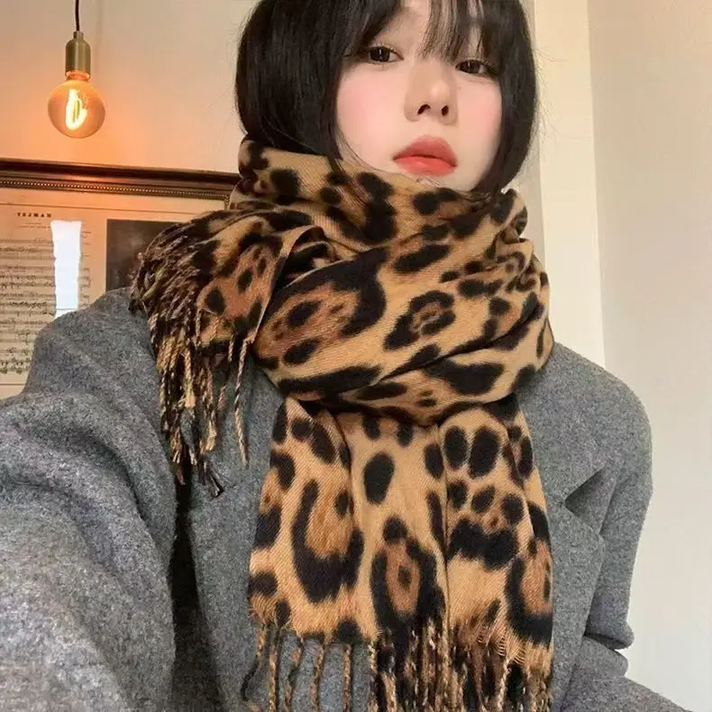 New Leopard Print Scarf Women's Autumn Winter High-End Feeling Woolen Tassel Shawl Versatile Warmth Fashionable Business Style