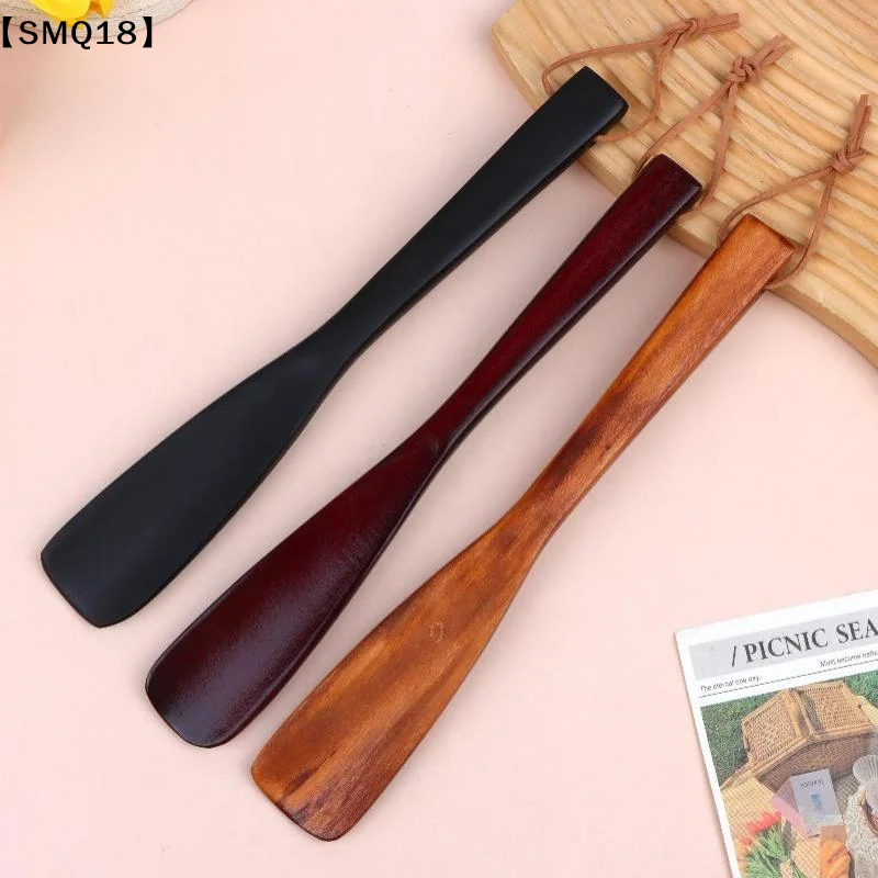 Long Handle Wooden Shoehorn Fits All Ages Hanging Shoe Lifter Easy Wear Shoe Remover for Home Hotel Guest Room Use