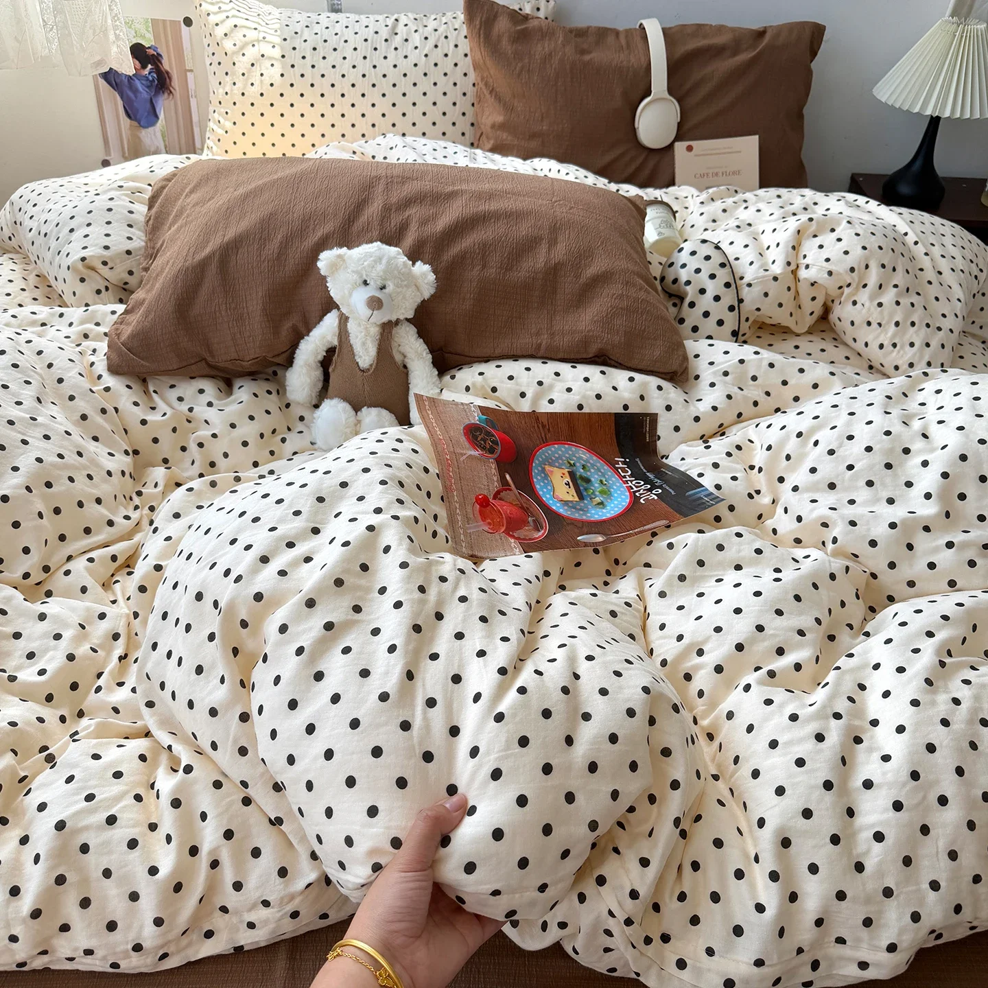 Fashion Polka Dots Printed Duvet Cover Set Super Soft Queen Size Bedding Sets Single Double Quilt Cover and Sheets Pillowcases