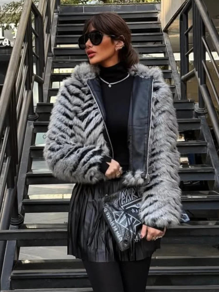 Giacca da donna corta in pelliccia sintetica da strada Cerniere a maniche lunghe a righe urbane Risvolto Capispalla femminile 2025 Cappotto da donna chic autunno inverno