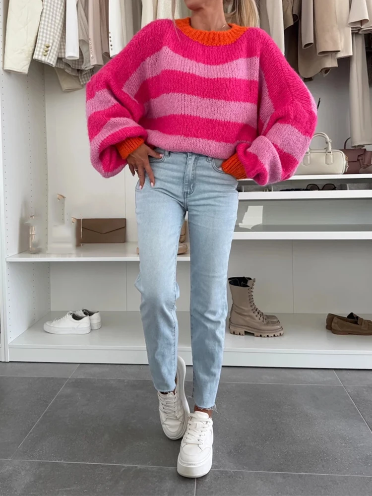 เสื้อสเวตเตอร์ลำลองลายทางพิมพ์ลายปะติด แฟชั่นฤดูใบไม้ร่วงฤดูหนาว เสื้อสเวตเตอร์อุ่นๆ คอกลม แขนยาว ถักนิตติ้ง สำหรับผู้หญิง