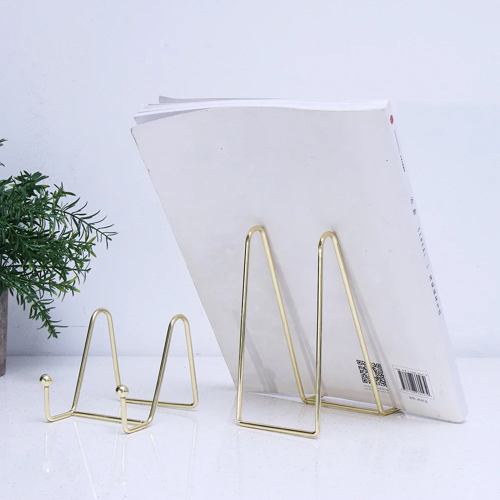 Geometric Wrought Iron Display Stand Gold Storage Metal Rack Multifunctional Picture Photo Folder Easel Desktop Organization