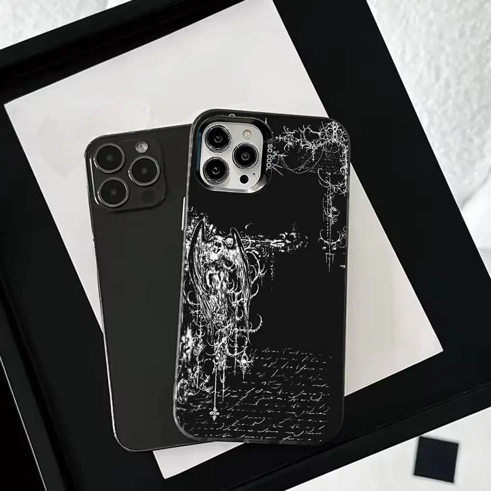 حافظة هاتف متقاطعة على الطراز القوطي C-Cyber Sigil لهاتف iPhone 16,15,14,13,12,11,Mini,Pro,SE,MAX غطاء أبيض غير لامع مقاوم للصدمات