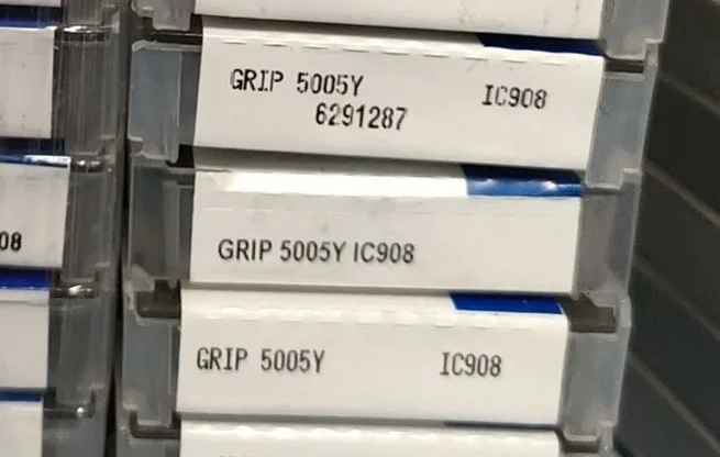 

Hard alloy cutting blades GRIP 4004Y IC354