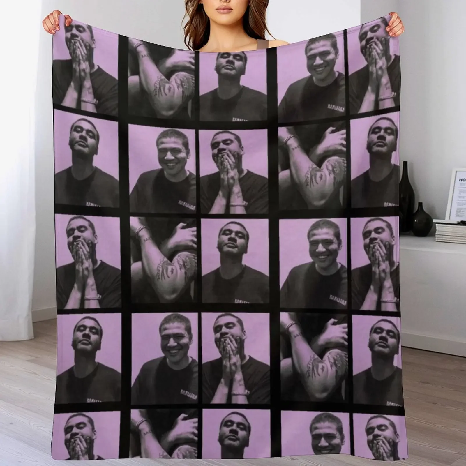 Calum photo booth pictures Throw Blanket Cozy Warm Blanket for Bed Room Decor