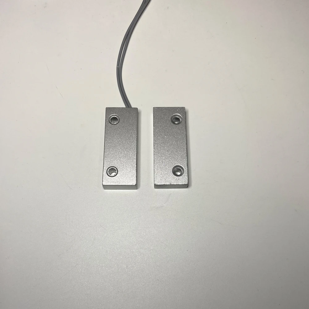 

2 шт. Проводной магнитный датчик открытия двери/окна, сигнализация, нормально закрытый (NC) сухой контакт, сигнальный выход, для стальных дверей, противопожарных дверей, контроля доступа