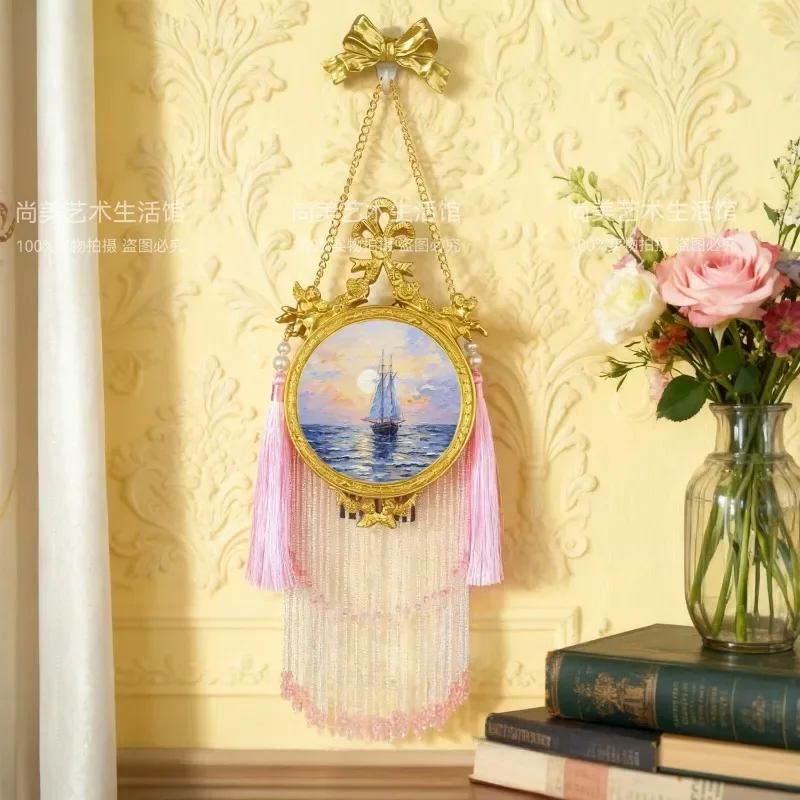 New original retro hanging painting European round photo frame bedroom room resin fringe wall decorative picture frame gold