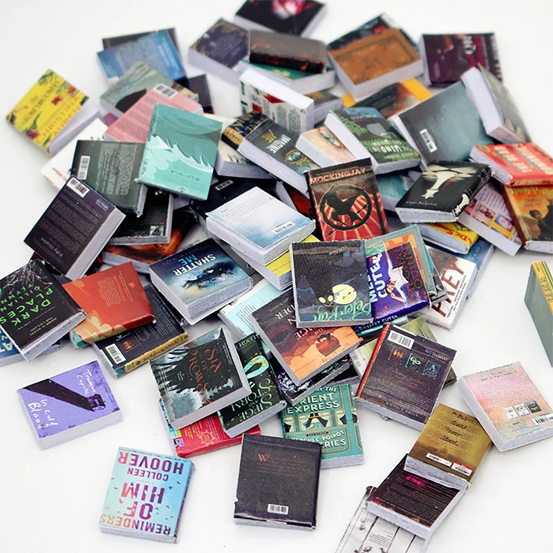 

New 100PCS Random Miniatures Dollhouse Classical Mini Flip Books Notebook Furniture Decoration Doll Doll Toy Supplies