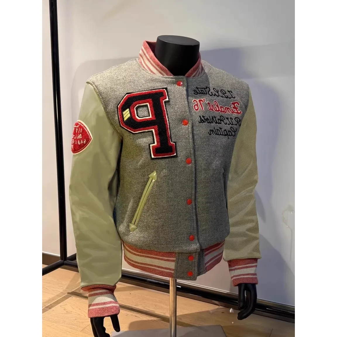 

Loose Casual American Retro Baseball Jacket for Men And Women plus Size Autumn Winter Outdoor Polyester Fiber Couple Coat