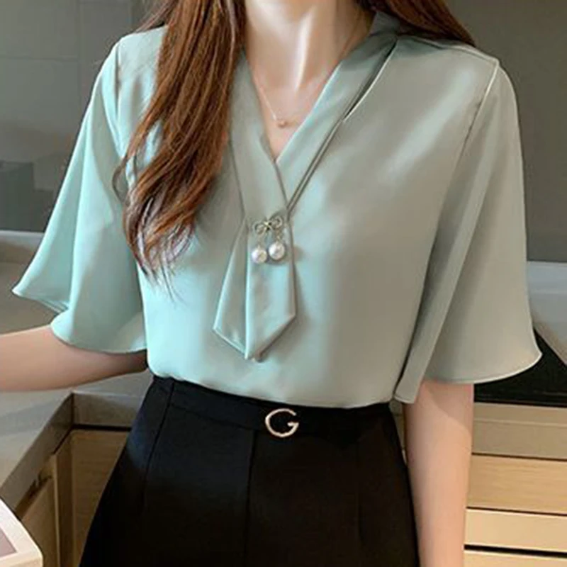 Women Chiffon Shirt Korean Elegant Pearl Loose Short Sleeve Female Blouse Summer Fashion New All Match Chic V Neck Ladies Tops