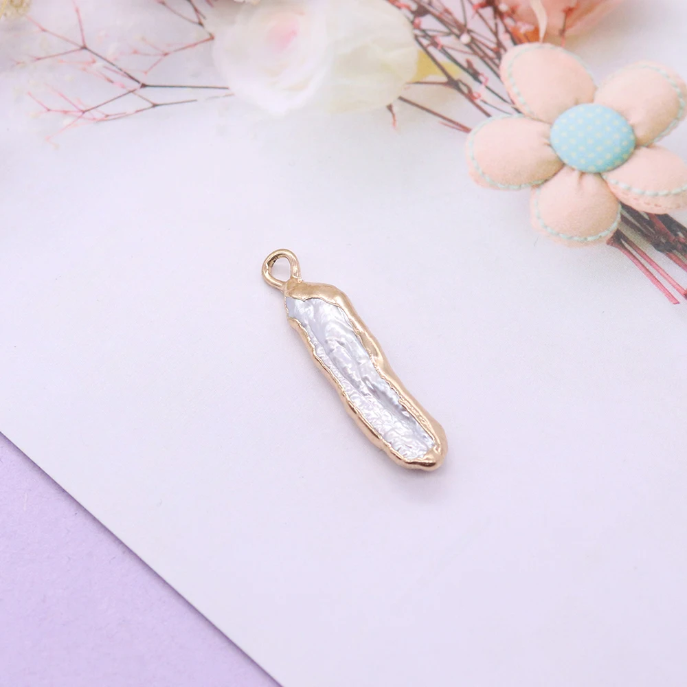 New Charms White Natural Mother of Pearl Shell Pendant Charm for DIY Necklace Jewelry Making Accessories Women Small Gifts