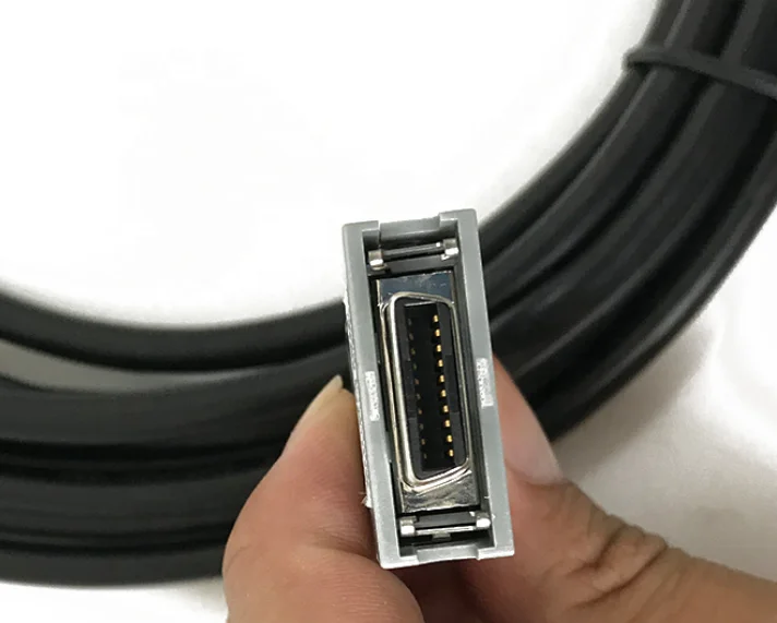 TLF A660-2005-T505/L20R03U كابل ترميز النبض سيرفو I Series 20m ELBOW بما في ذلك موصلين