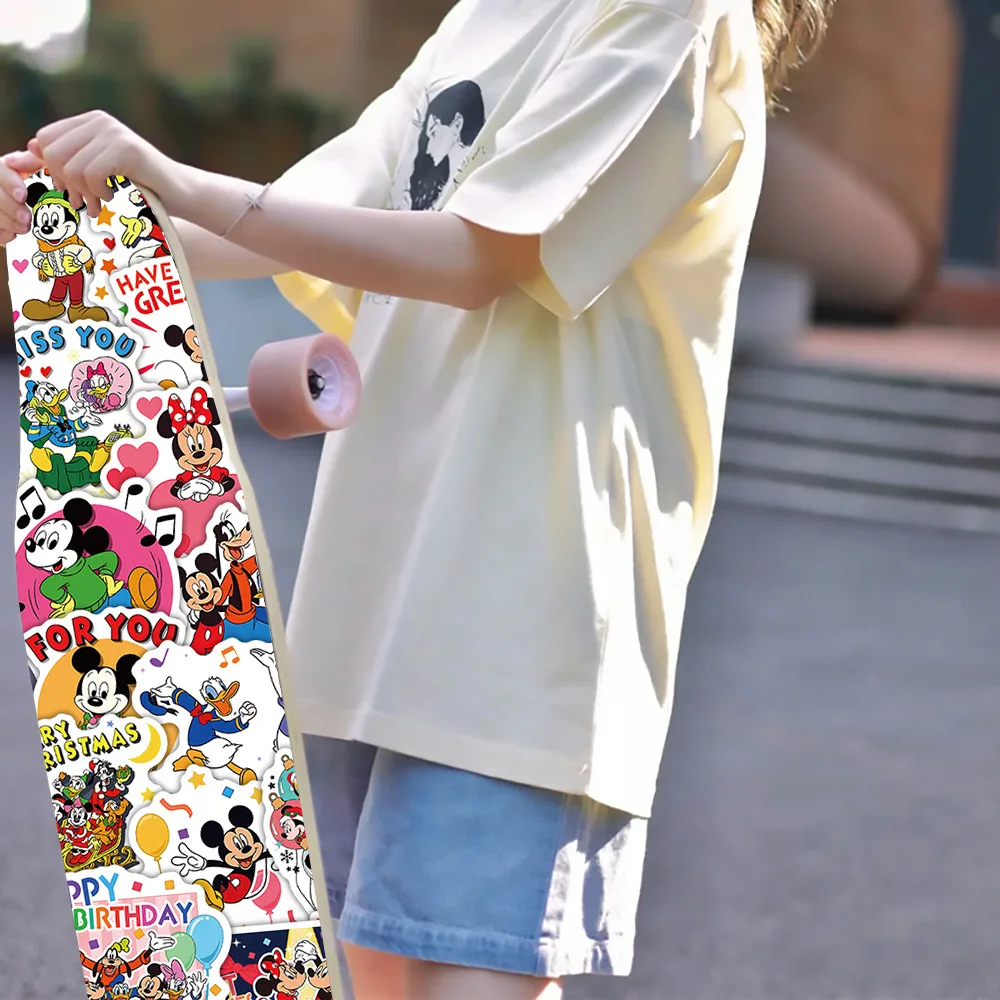 10/30/52 قطعة عيد الميلاد ميكي ماوس والأصدقاء ملصق DIY بها بنفسك الديكور مقاوم للماء لوح التزلج دفتر الكتابة على الجدران لعبة
