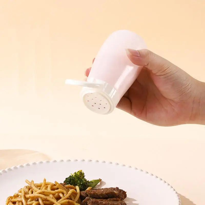 المطبخ البلاستيك زجاجة توابل الشواء زجاجة توابل مع غطاء الملح الفلفل شاكر الفلفل شاكر الغبار جرة توابل صغيرة #5