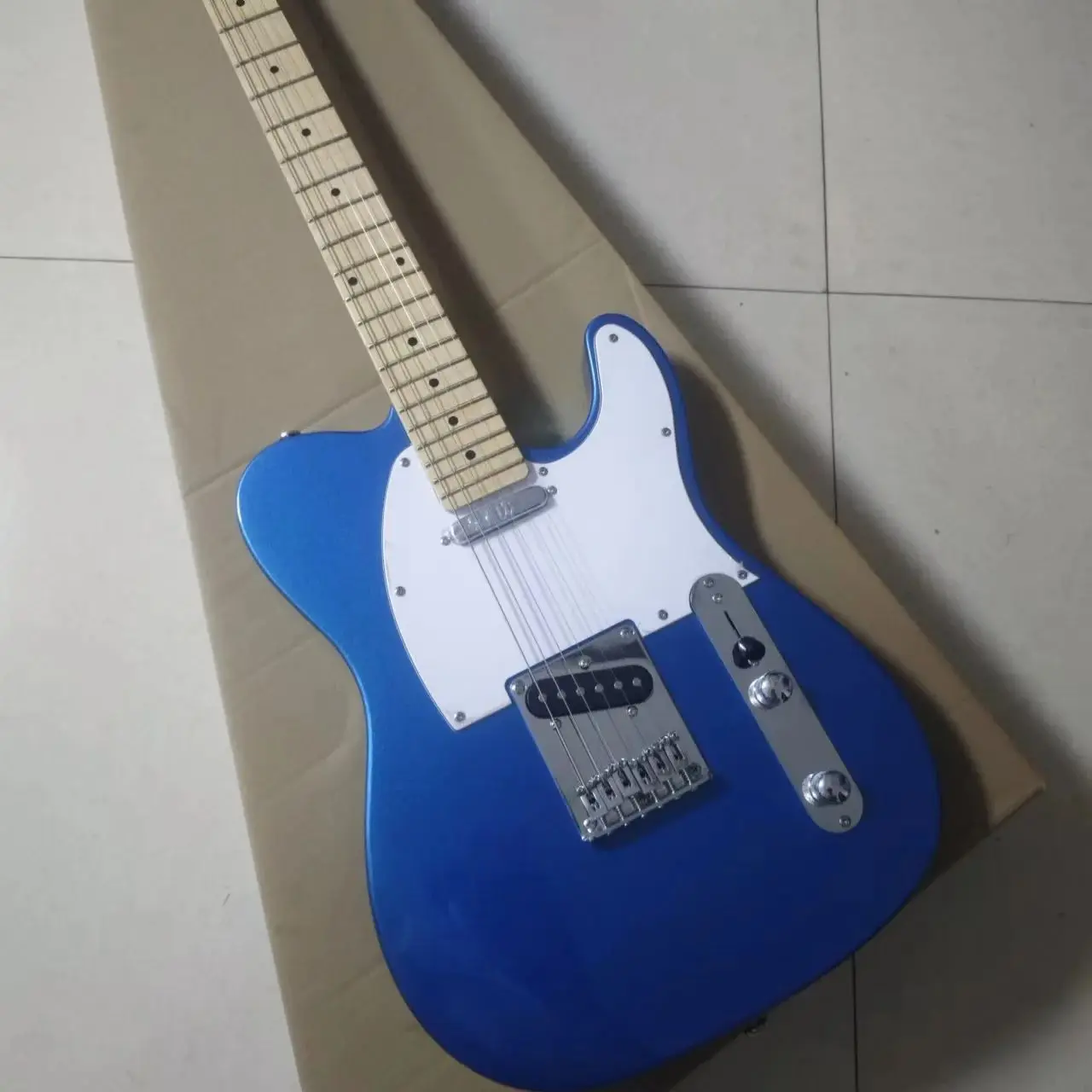 Tele Electric Guitar Rosewood Fretboard Mahogany Body Metallic Blue Color