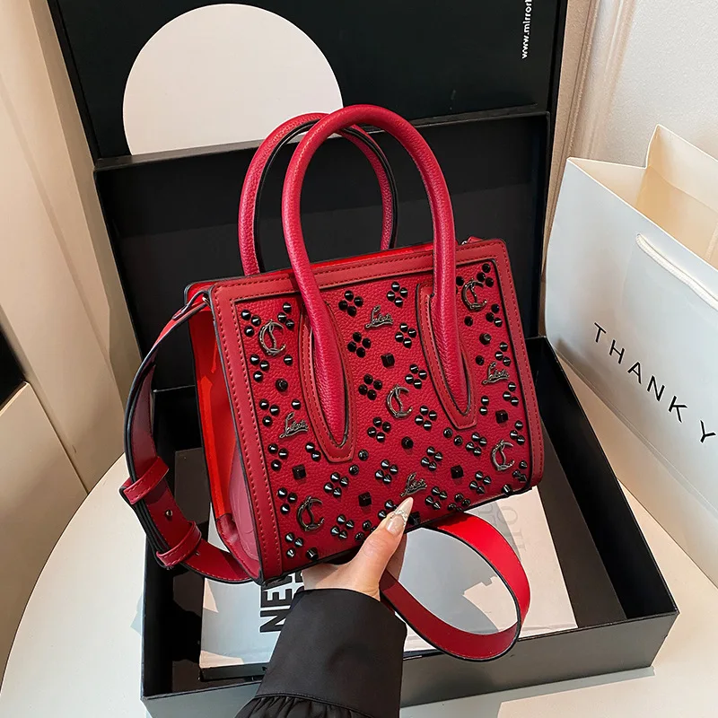 

​​2025 Vintage-Inspired Shoulder Bag, Spacious Retro Crossbody Purse for Women, Large Capacity Day To Night Tote Bag for Women