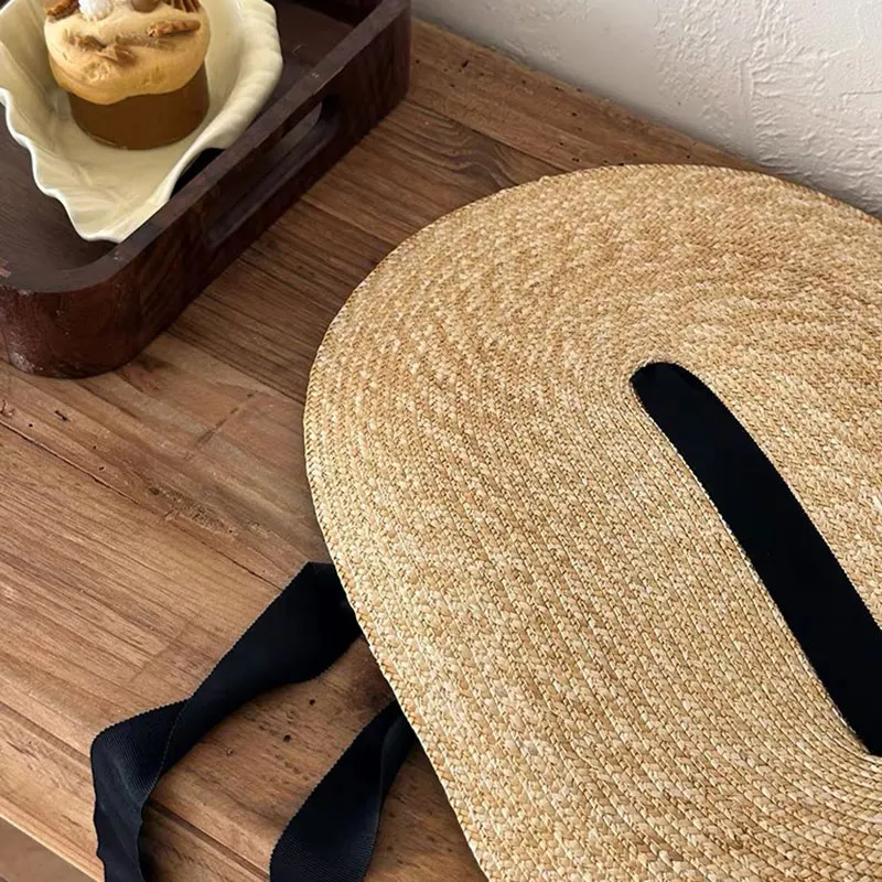 New One Piece French Elegant Strap Natural Straw Fadora Hat For Woman Summer Vintage Photo Runway Vacation Hat With Black Ribbon