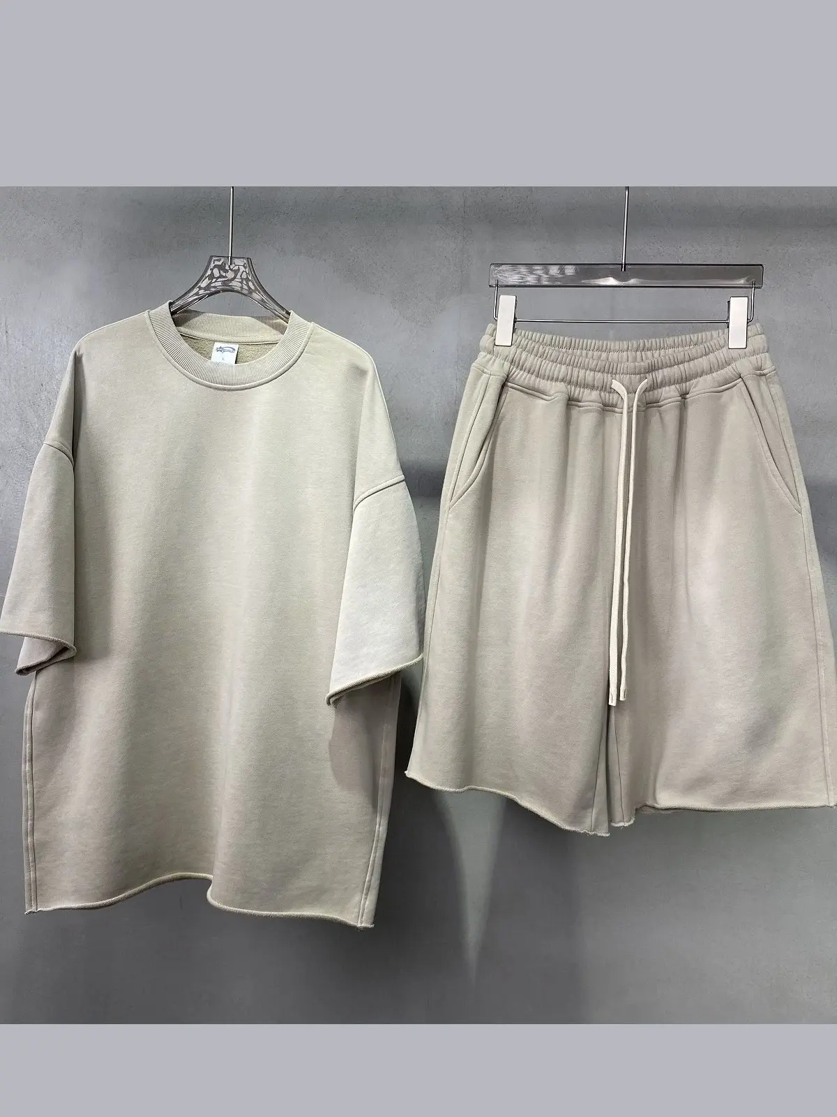 High Street Summer 360g Heavy-duty Vintage Short Sleeved T-shirt Women's Two-piece Set for Couples Casual Loose Edge Shorts
