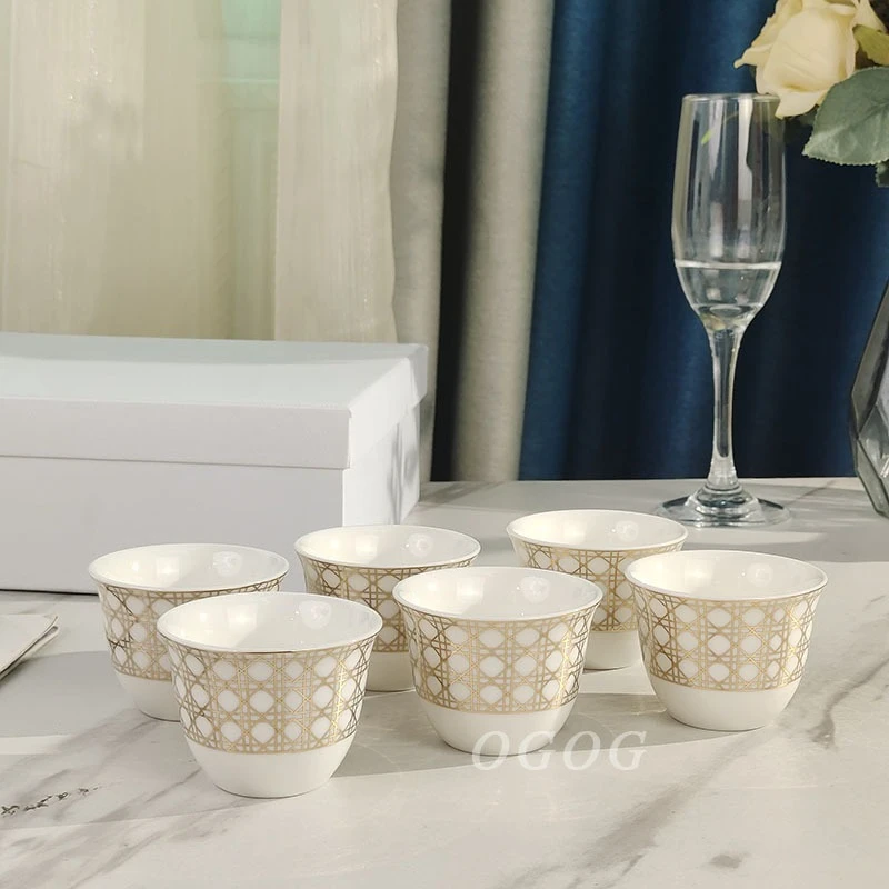 

Маленький набор керамических чайных чашек для офиса и домашнего использования, ручные фарфоровые чашки в подарочной упаковке для подарка