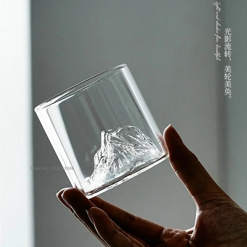 Drop Shipping Japanese Style Whisky Cup 3D Shallow Mountain Fashion Glass Cup Guanshan Fuji Artwork Gift Box Whiskey Glass