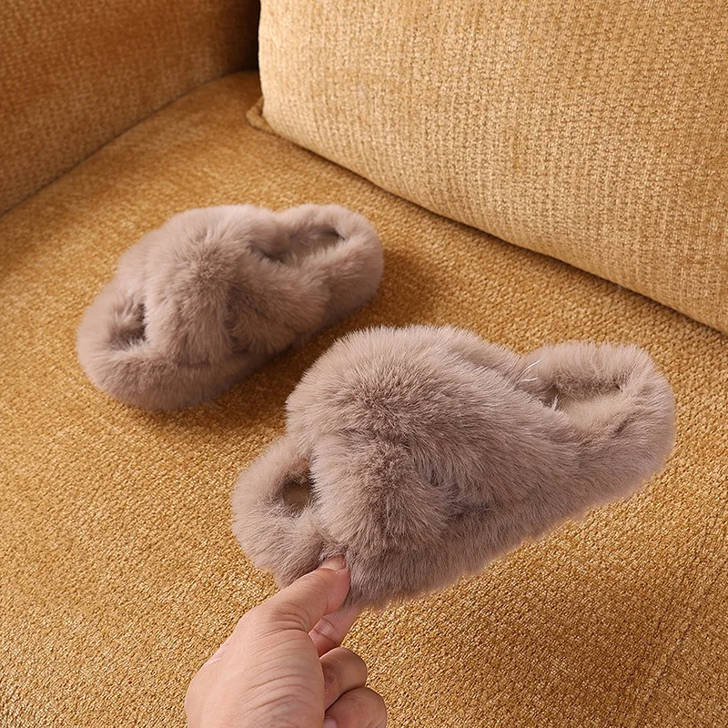 Pantofola di lana per bambini Nuovo autunno e inverno Casa caldo pile addensato antiscivolo Pantofole di cotone per bambini per ragazzi e ragazze