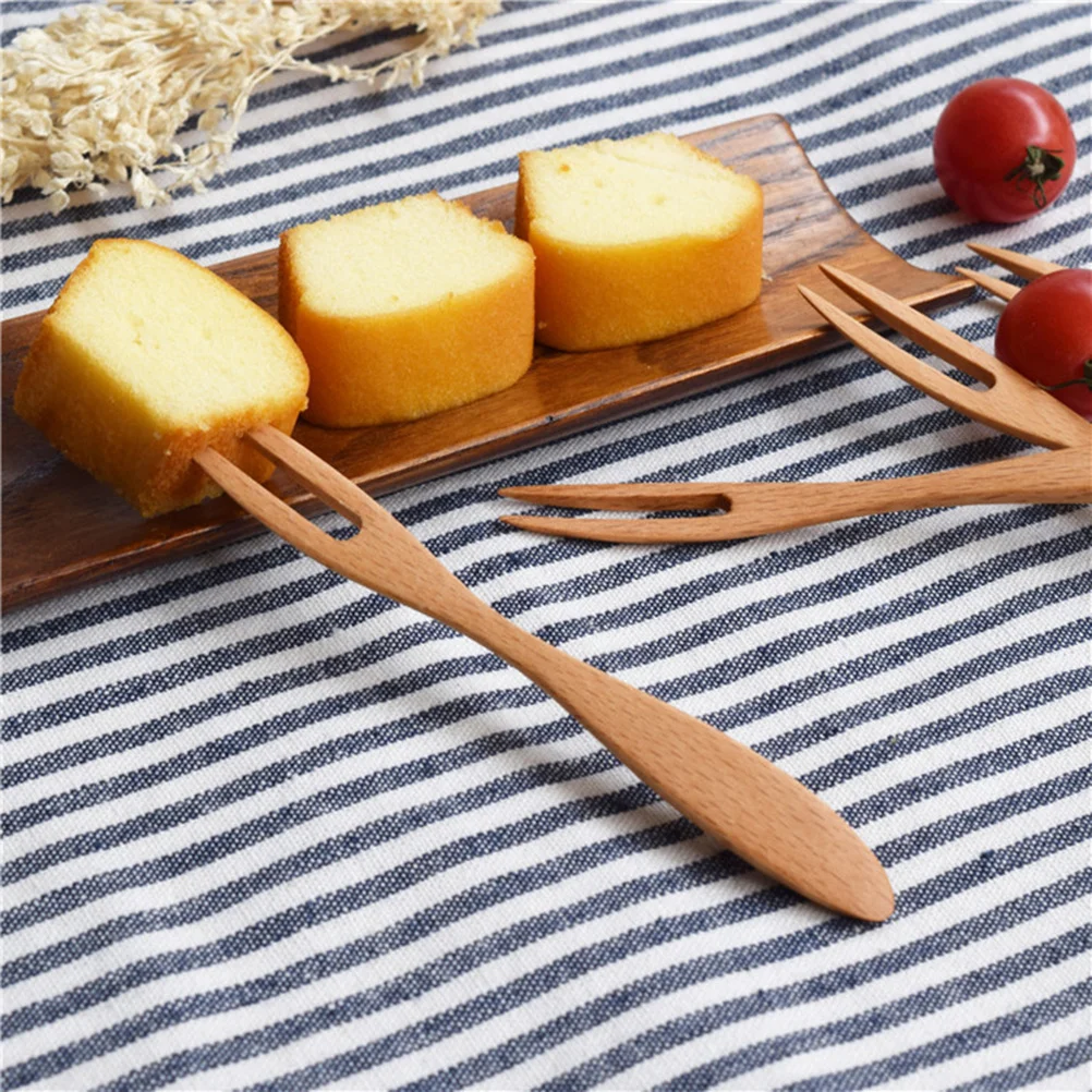 3Pcs Wooden Fruit Forks Beech Material Lightweight Multipurpose Dessert Picks Cake Forks for Party Snacks Salads - Image 2