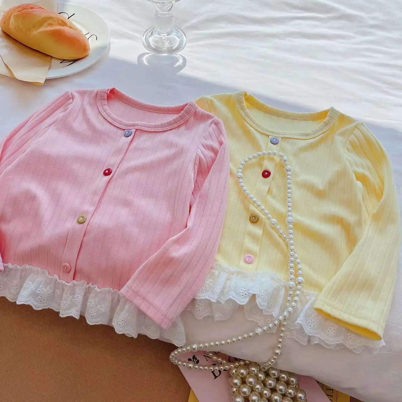 Spring Autumn New Children's Sweet Lace Bottom Shirt Girls' Outerwear Top Korean All-match Bottom Shirt