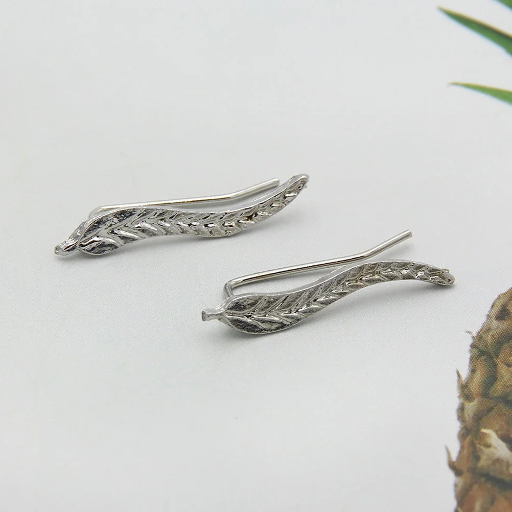 

1 Pair Leaf Ear Climbers Silver Chic Crawler Cuff Earrings For Women Jewelry Gift Fashion Earwear Statement Piece Daily Wear