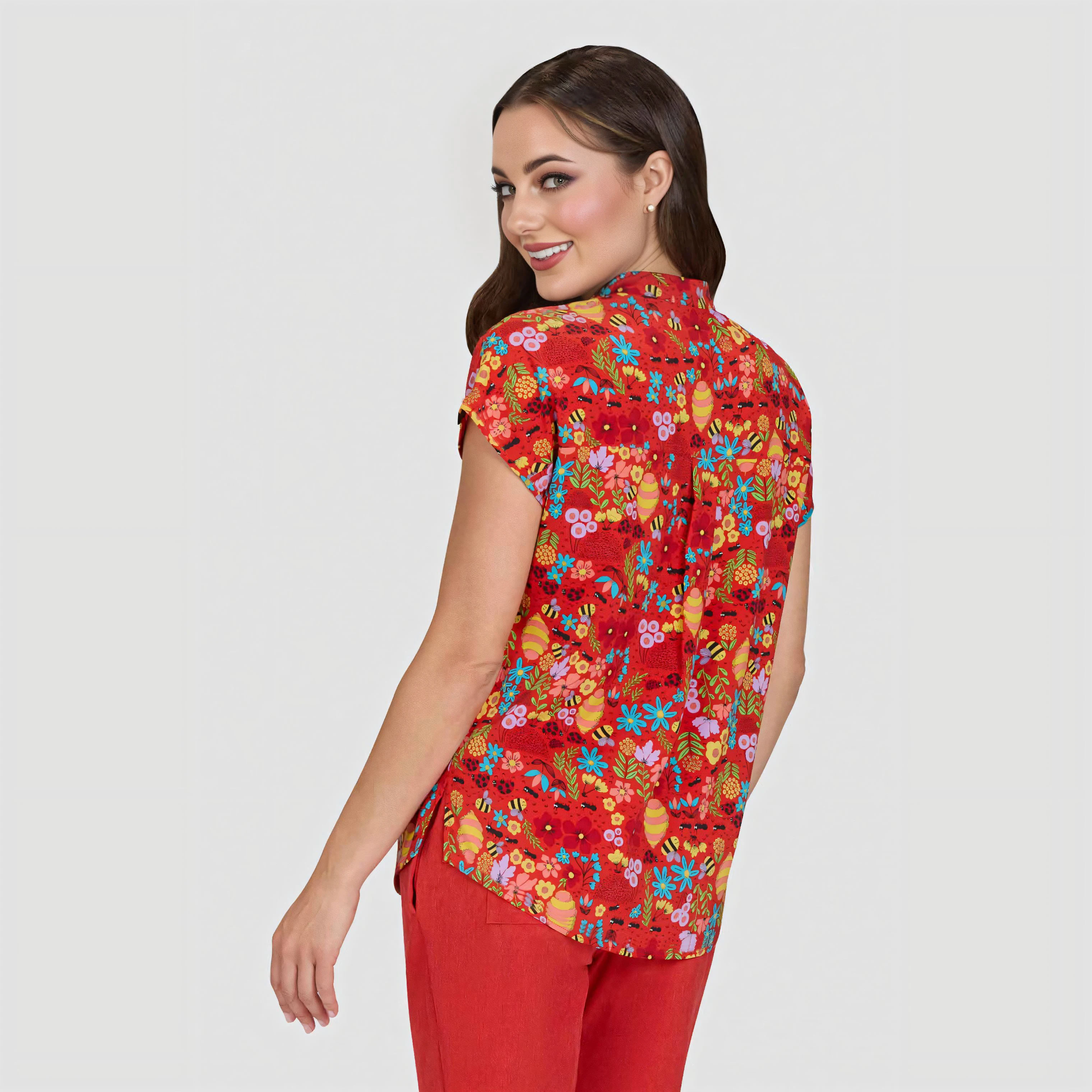 Women'S Woven Non-Stretch Bee And Ant Insect Floral Digital Print Nurse Uniform Shirt with One Pocket, V-Neck, Patchwork