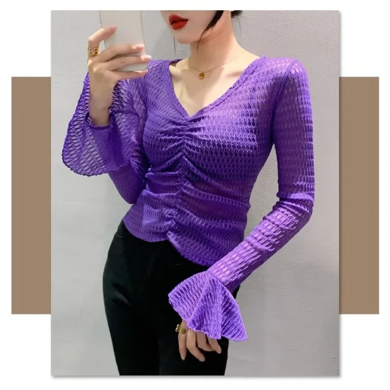

Fashion Spicy Girl V-Neck Sexy Hollow Out Pleated Design Sensible Small Crowd Flare Sleeve T-shirt XQ715