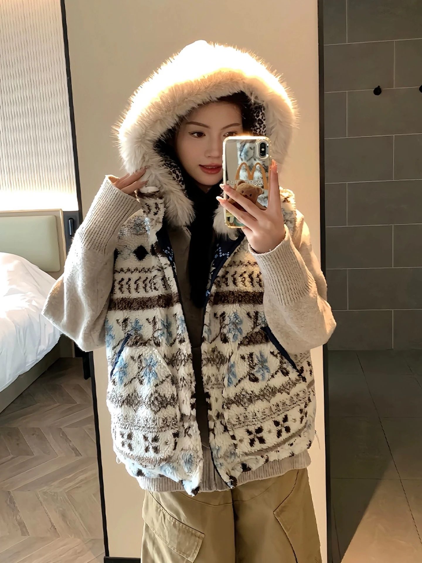 

Двусторонняя одежда в этническом стиле в стиле ретро, бархатный джет из тонкого ягненка, мужской осенне-зимний жилет-конверт, модный молодежный тренд