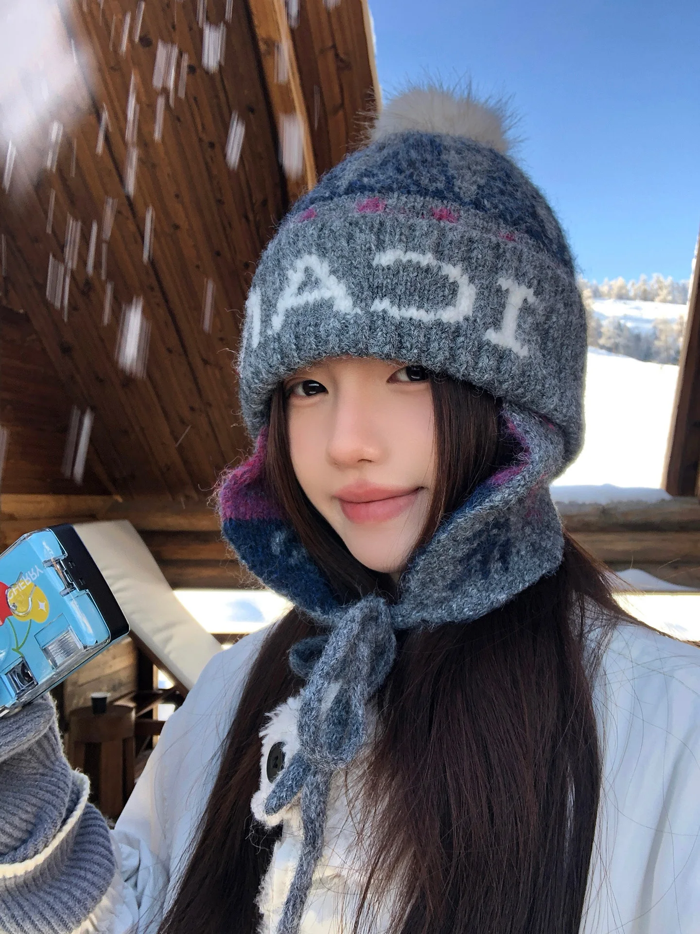 Retro Letter Knitted Hat Women's Winter Warm Ball Skiing Hats Face Slimming Woolen Ear Protection Capsule Style Non-Adjustable