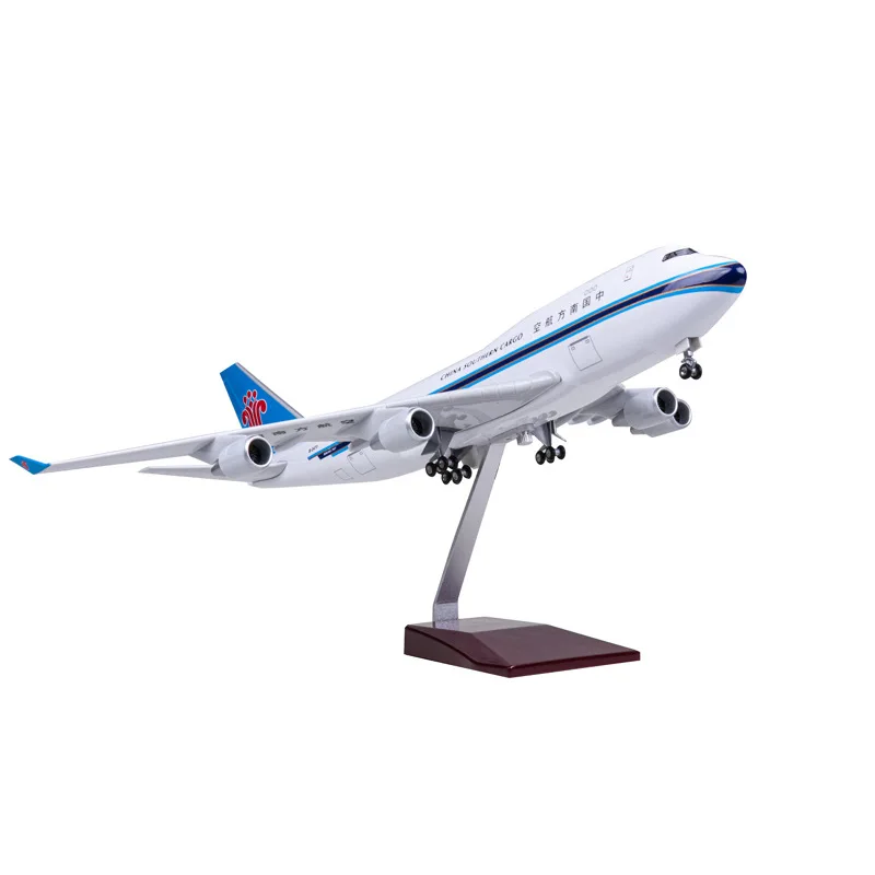 1:150 Scale China Southern Cargo B747 Airplane Model 47cm Resin Diecast Plane W Landing Gear Wheels Aviation Display Home Decor